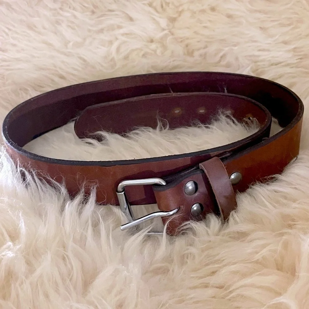 Basic Brown Leather Silver Buckle Unisex Belt
